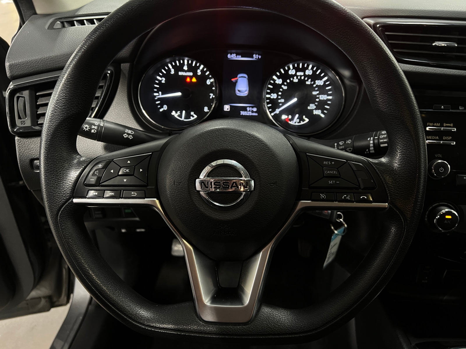 Thumbnail: 2017 Nissan Rogue Sport - 5