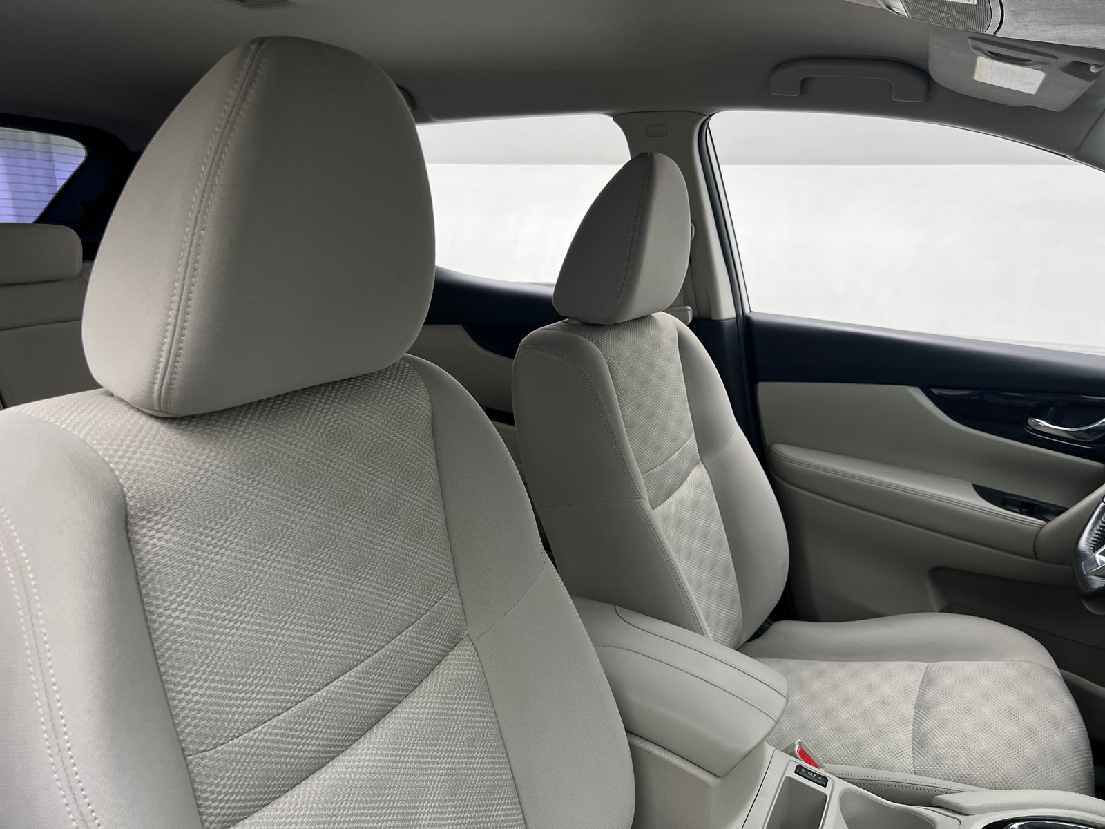 Thumbnail: 2019 Nissan Rogue Sport - 2