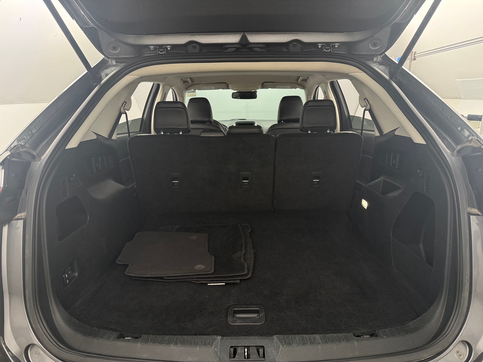 Thumbnail: 2024 Ford Edge - 6