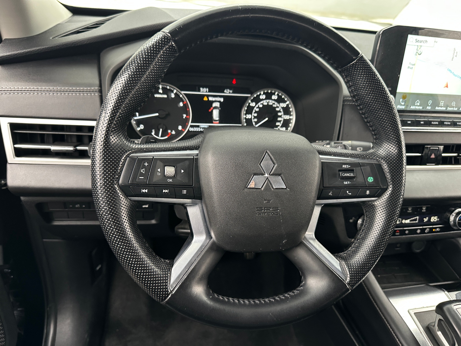 Thumbnail: 2022 Mitsubishi Outlander - 4