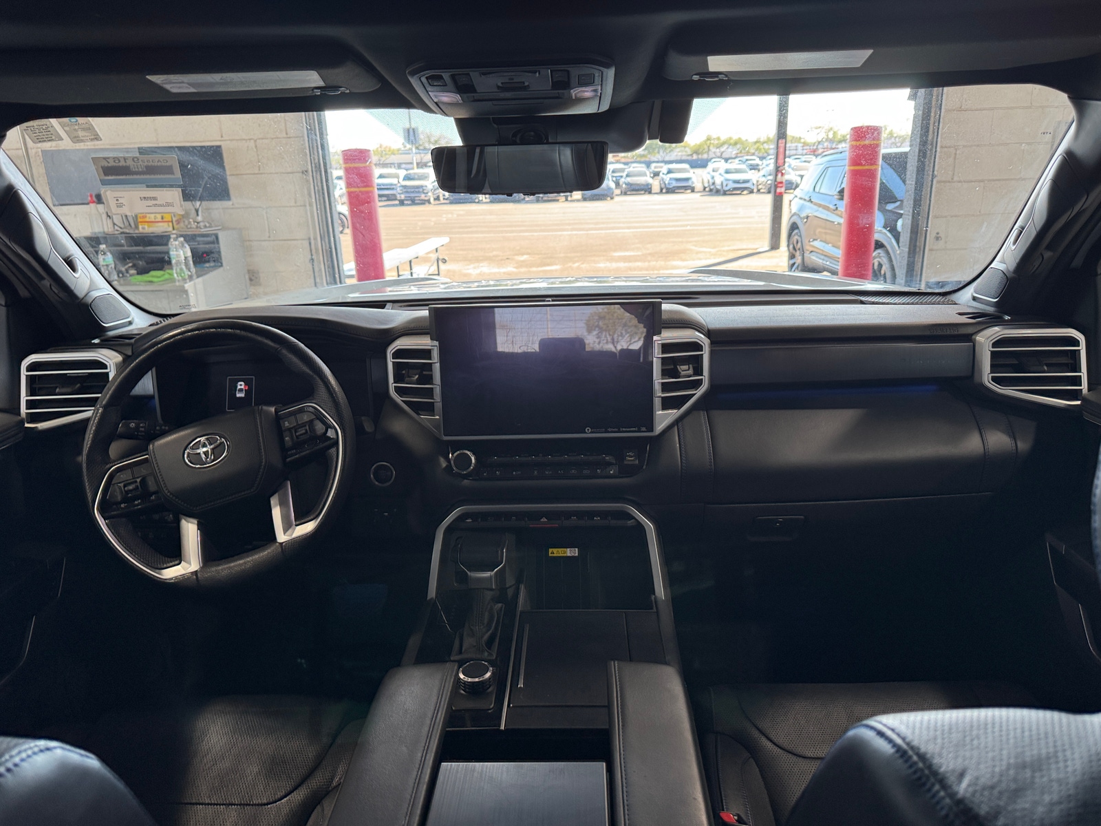 Thumbnail: 2022 Toyota Tundra - 2