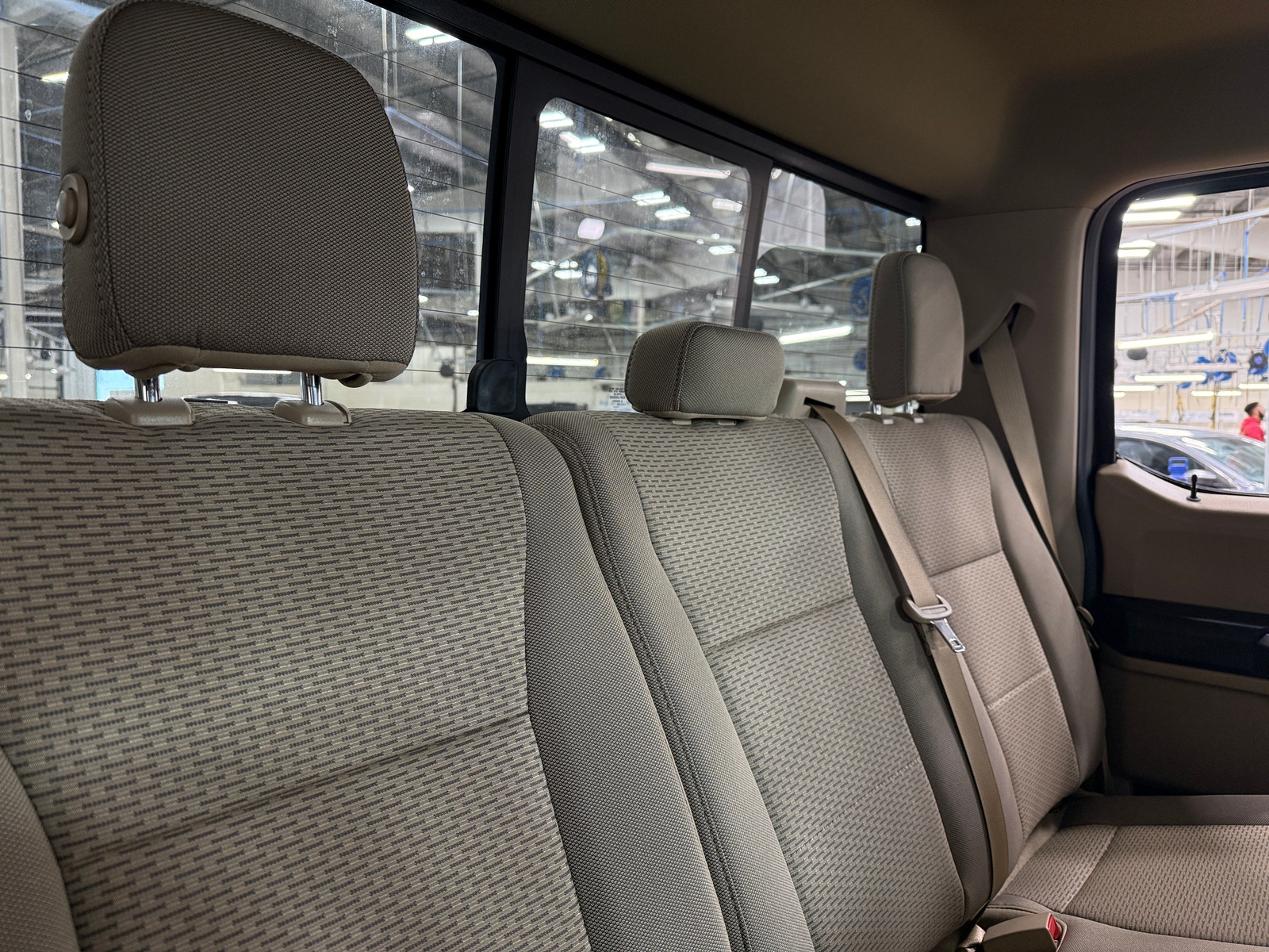 Thumbnail: 2019 Ford Econoline - 6