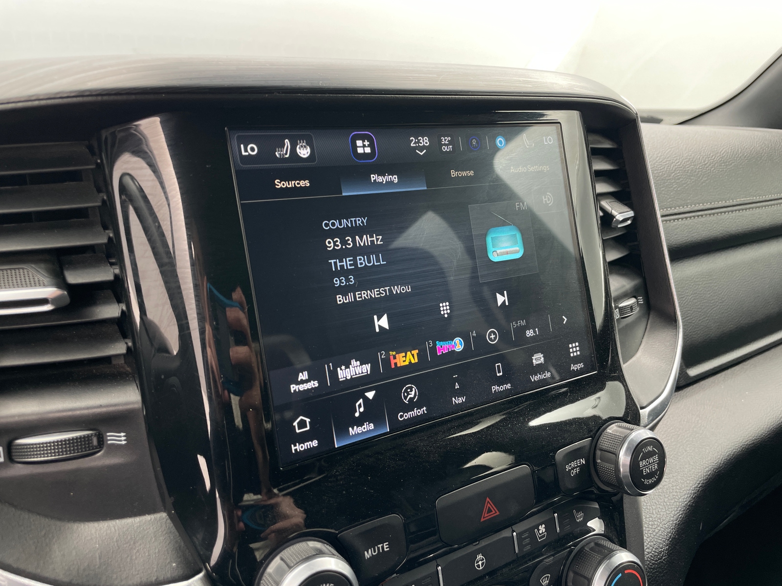 Thumbnail: 2023 RAM 1500 - 4