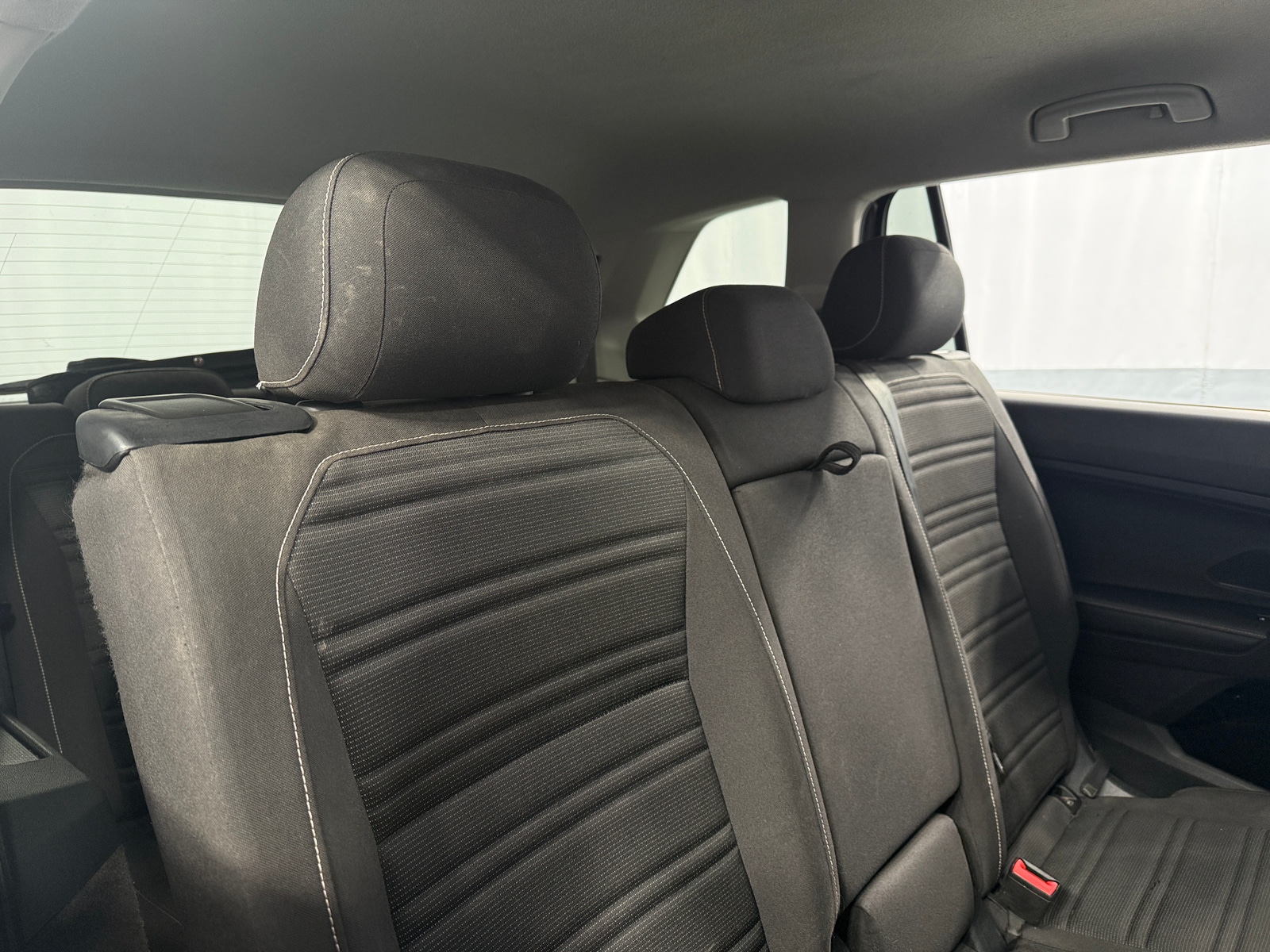 Thumbnail: 2024 Volkswagen Tiguan - 6