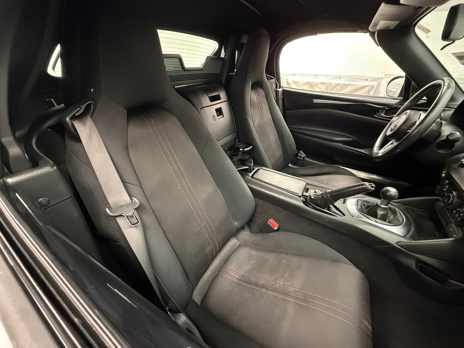 Thumbnail: 2018 Mazda MX-5 Miata - 2