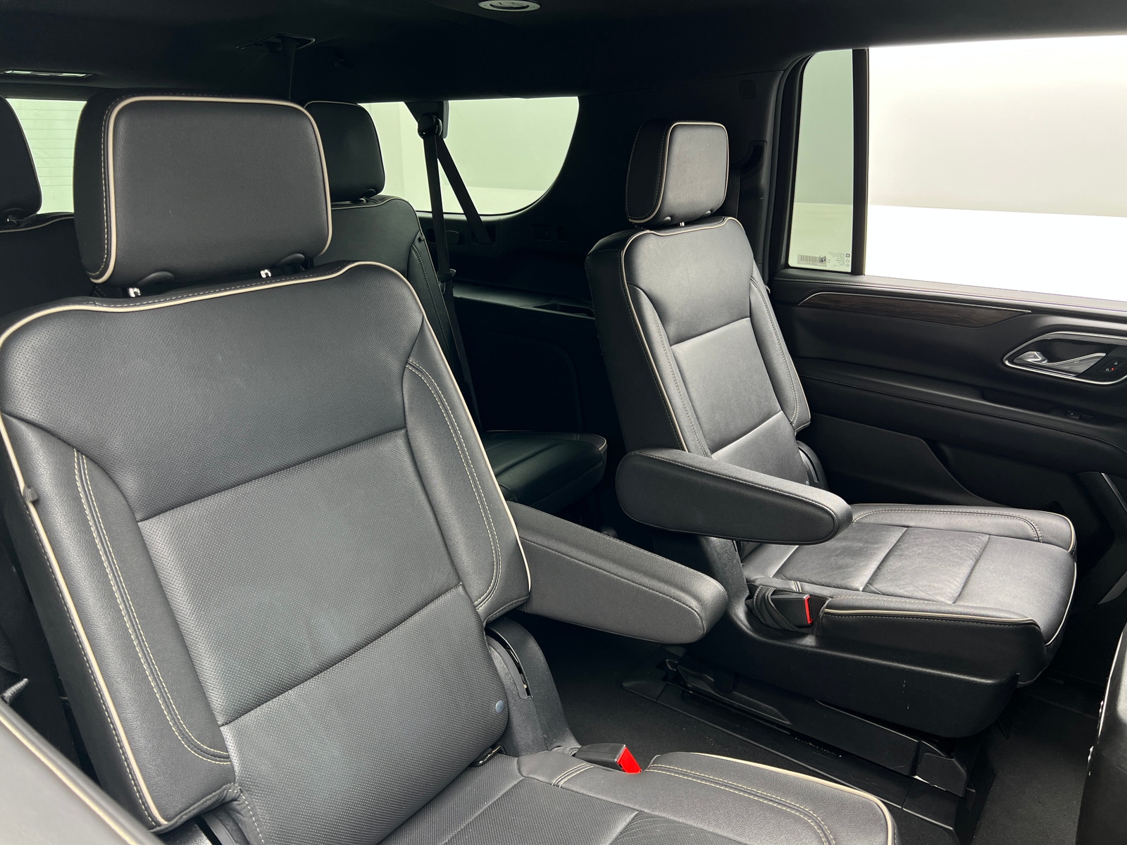 Thumbnail: 2023 Chevrolet Suburban - 5