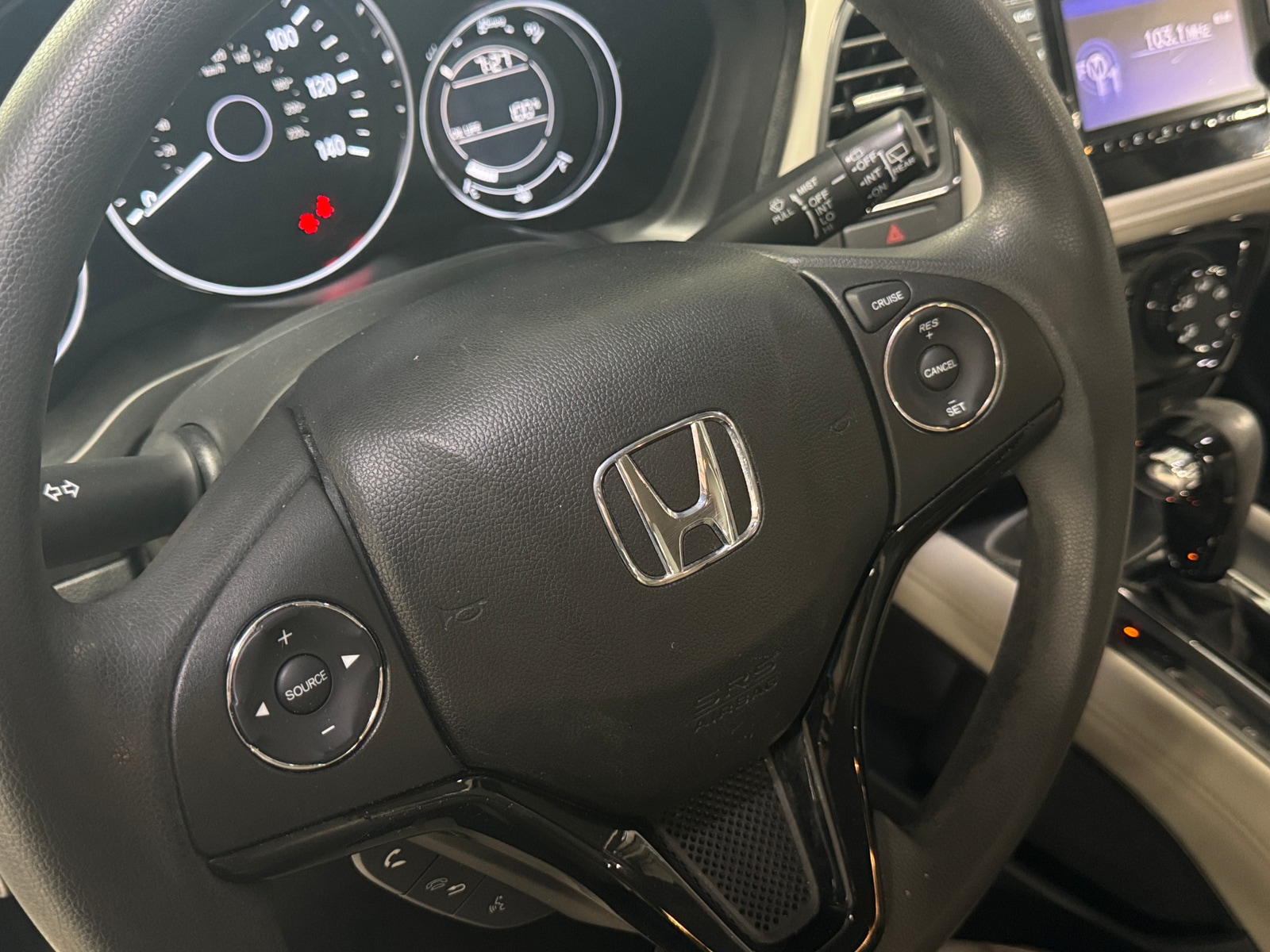 Thumbnail: 2016 Honda HR-V - 5