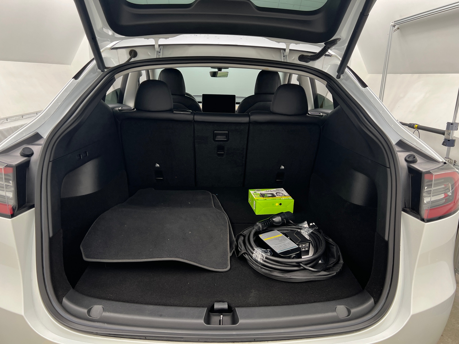 Thumbnail: 2022 Tesla Model Y - 6