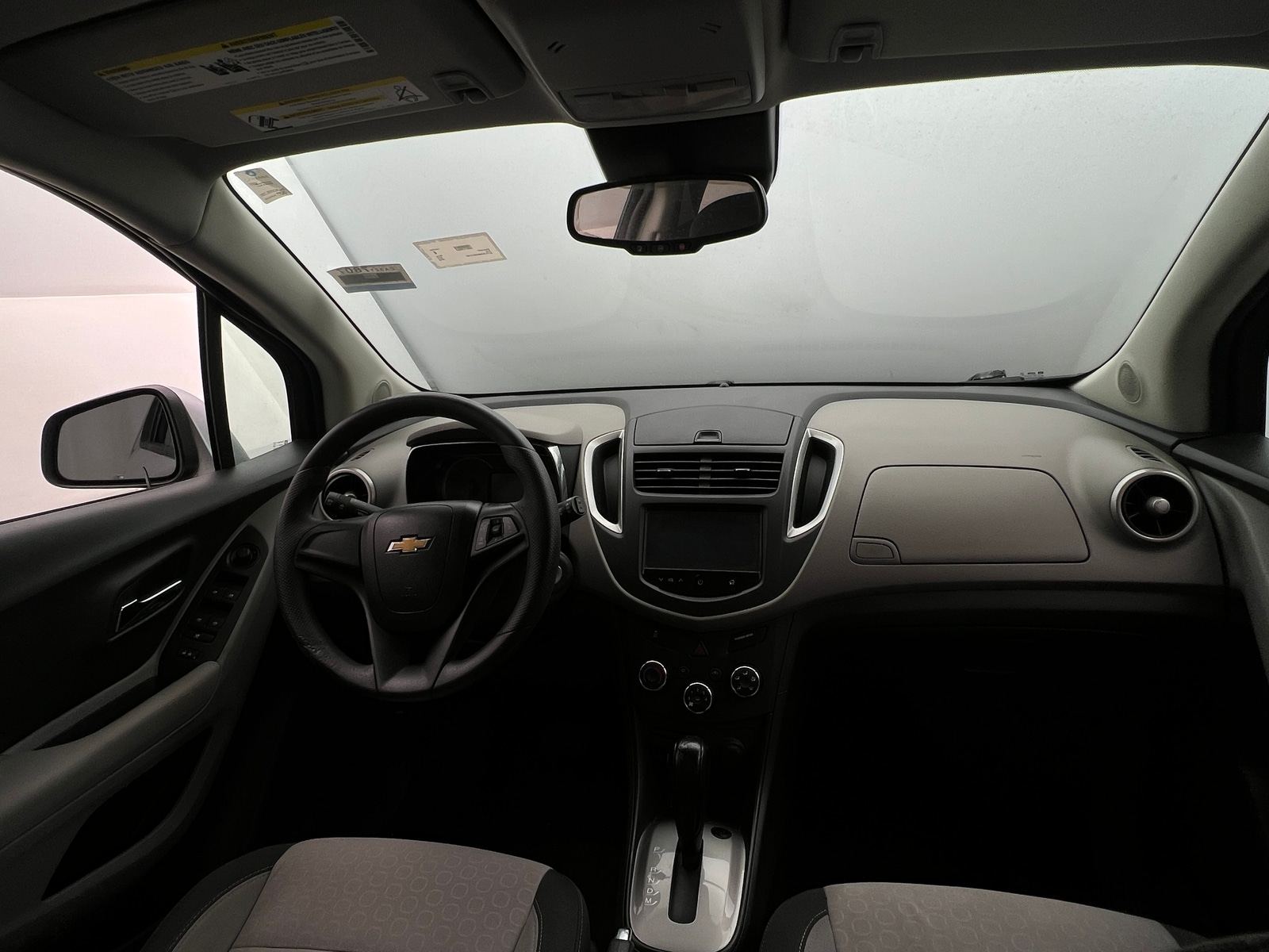 Thumbnail: 2016 Chevrolet Trax - 3