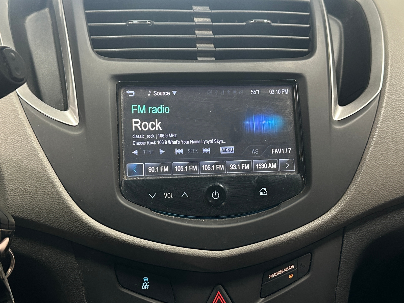 Thumbnail: 2016 Chevrolet Trax - 4