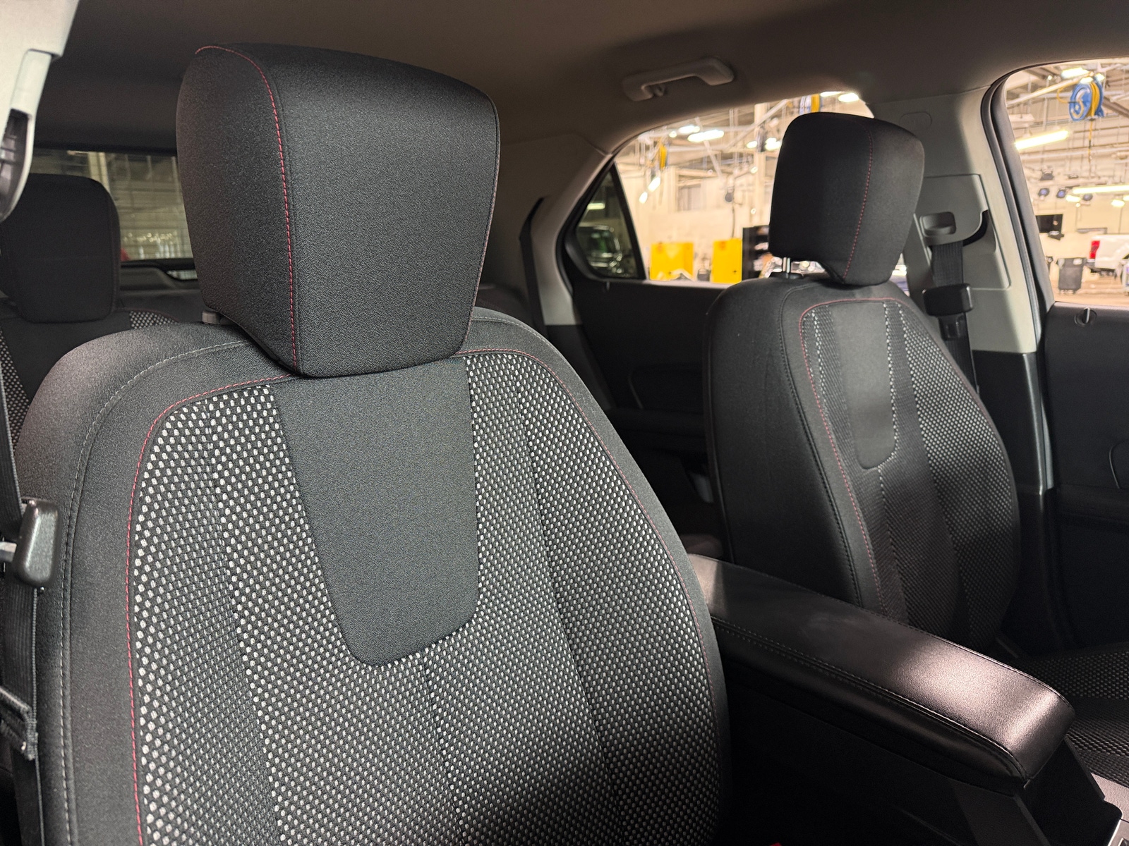 Thumbnail: 2017 Chevrolet Equinox - 2