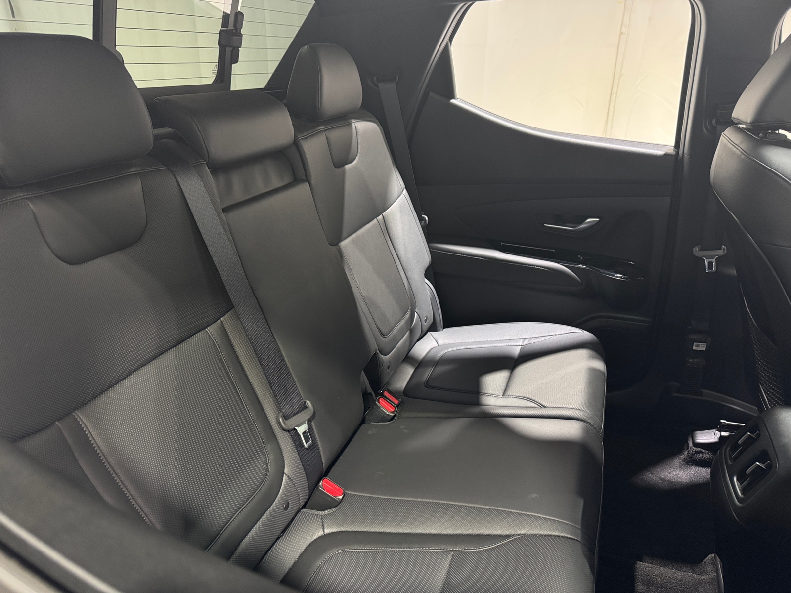 Thumbnail: 2023 Hyundai Santa Cruz - 5