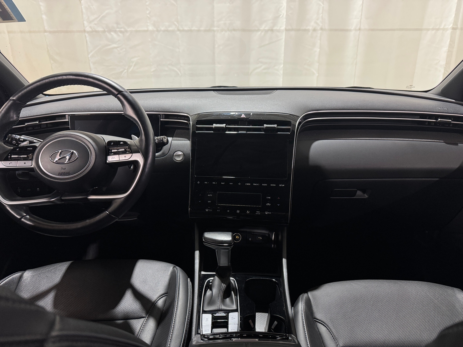 Thumbnail: 2023 Hyundai Santa Cruz - 2