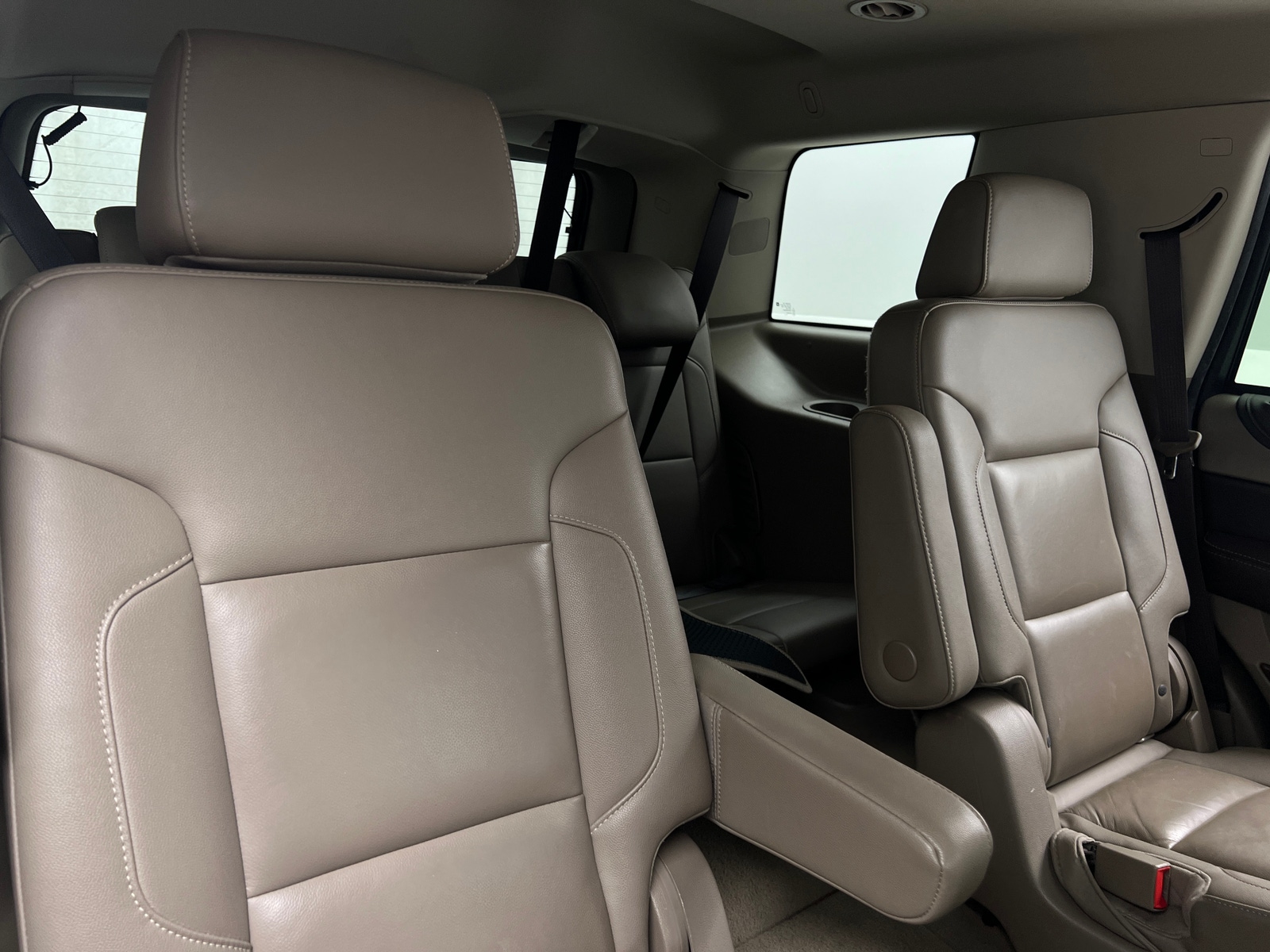 Thumbnail: 2019 Chevrolet Tahoe - 5