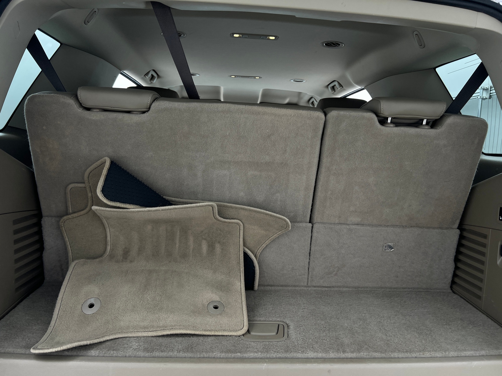 Thumbnail: 2019 Chevrolet Tahoe - 6