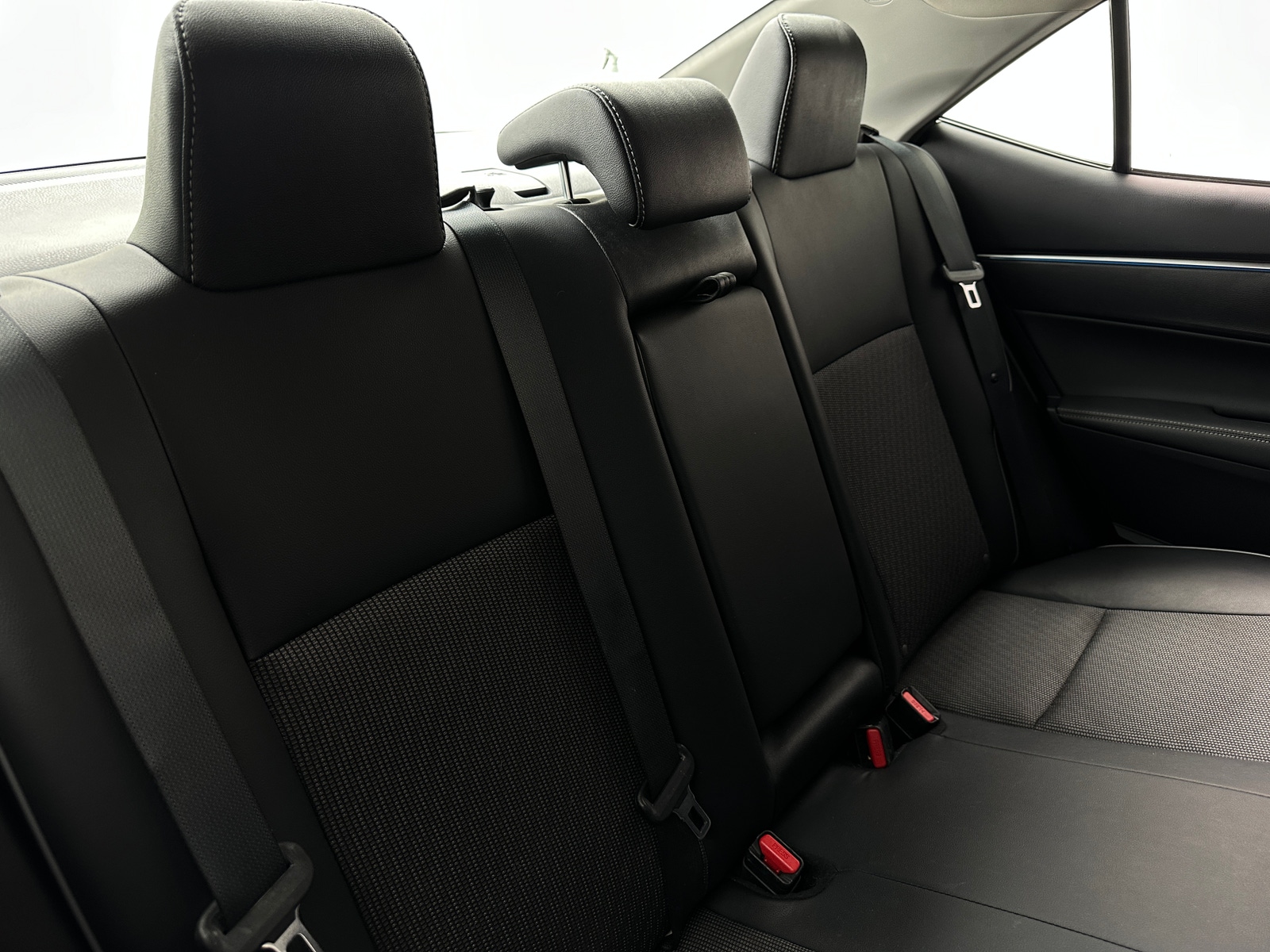 Thumbnail: 2016 Toyota Corolla - 6