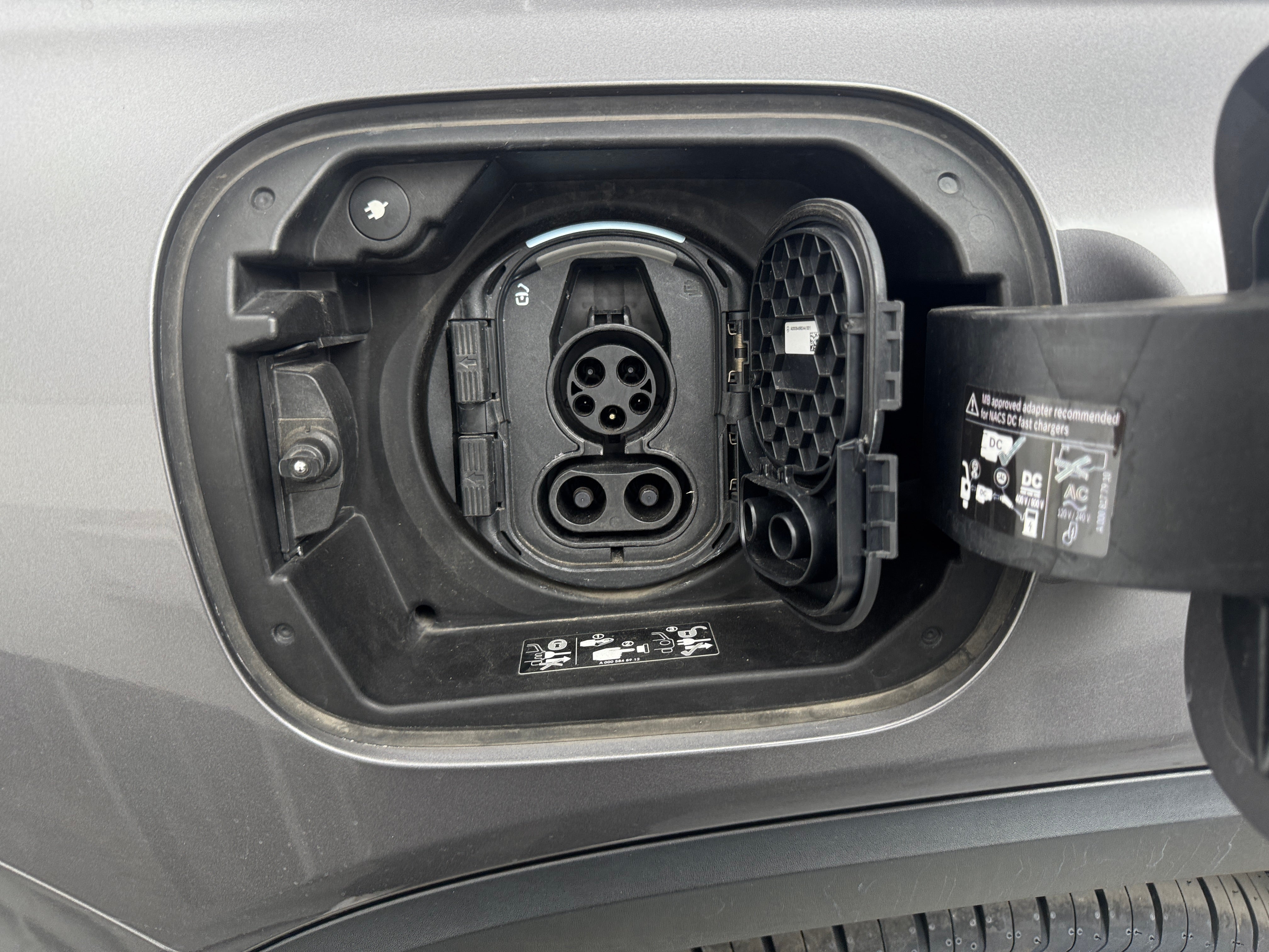 Used 2023 Mercedes-Benz EQB Base with VIN W1N9M0KB3PN037463 for sale in Oak Creek, WI