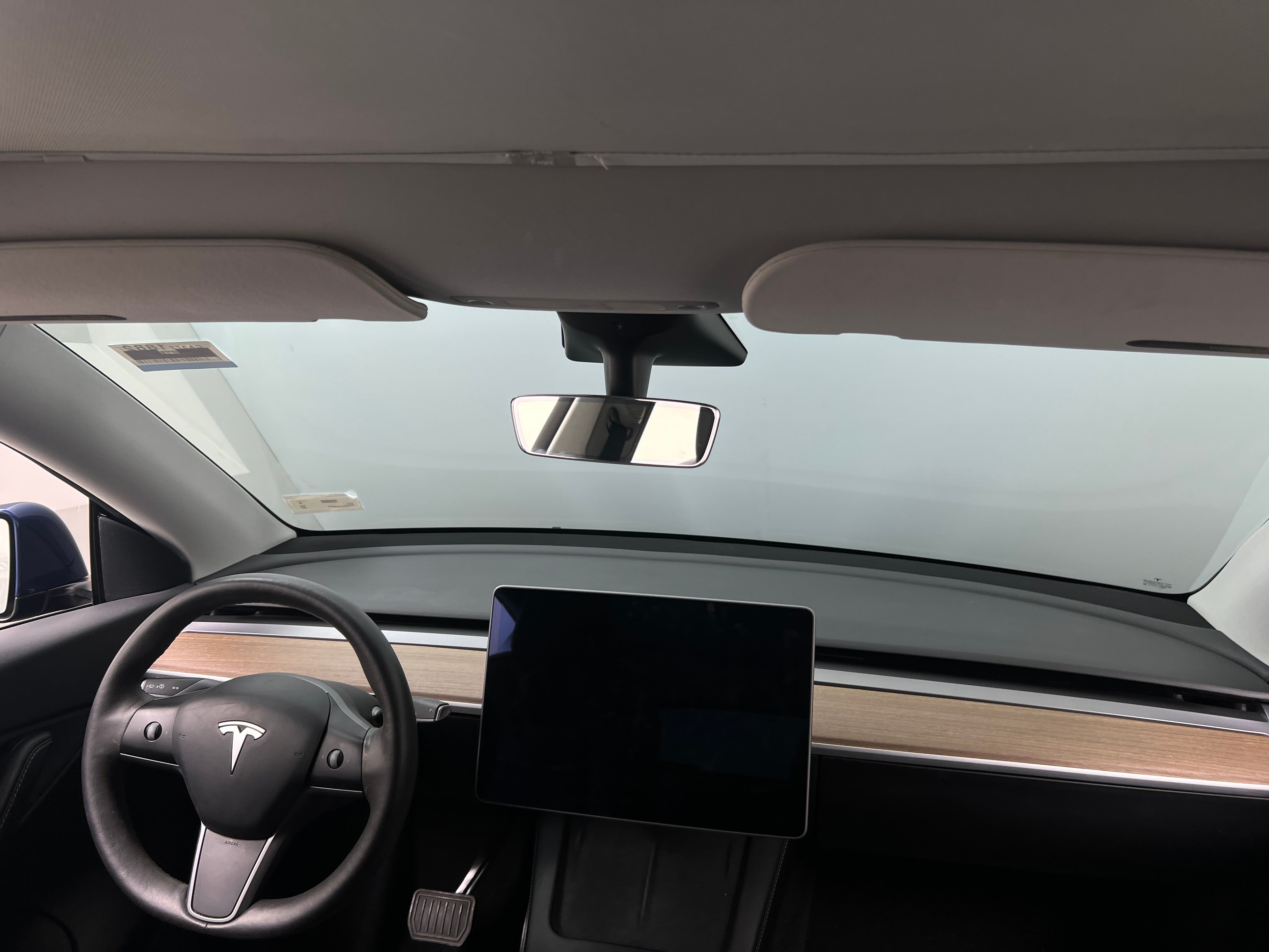 Used 2021 Tesla Model Y Long Range with VIN 5YJYGDEE1MF198346 for sale in Oak Creek, WI