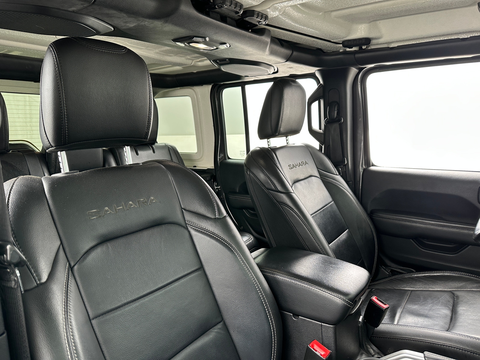 Thumbnail: 2018 Jeep Wrangler - 2