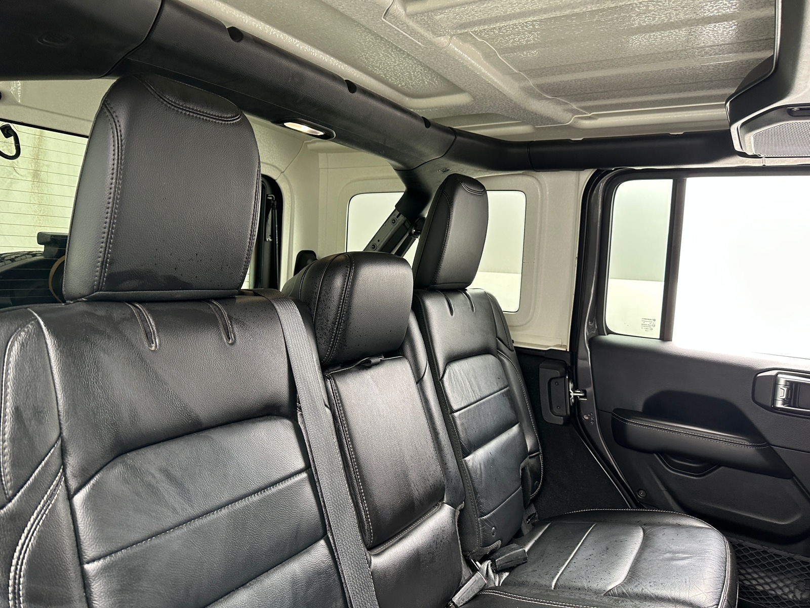 Thumbnail: 2018 Jeep Wrangler - 6