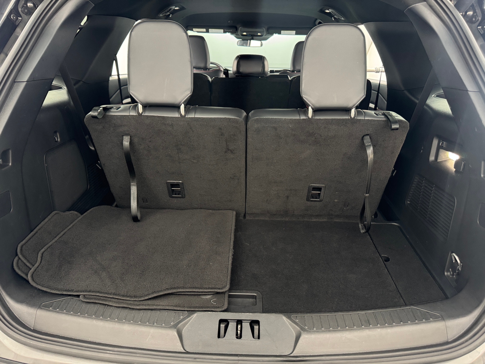 Thumbnail: 2025 Ford Explorer - 7