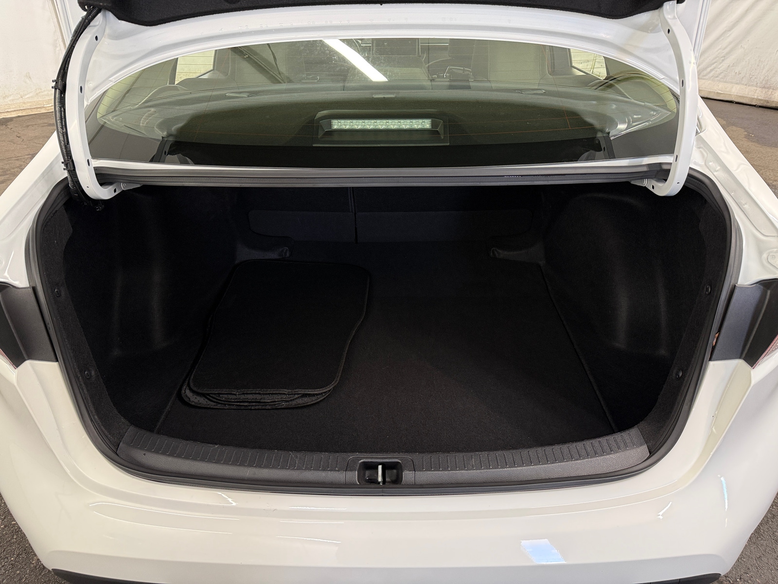 Thumbnail: 2025 Toyota Corolla - 7