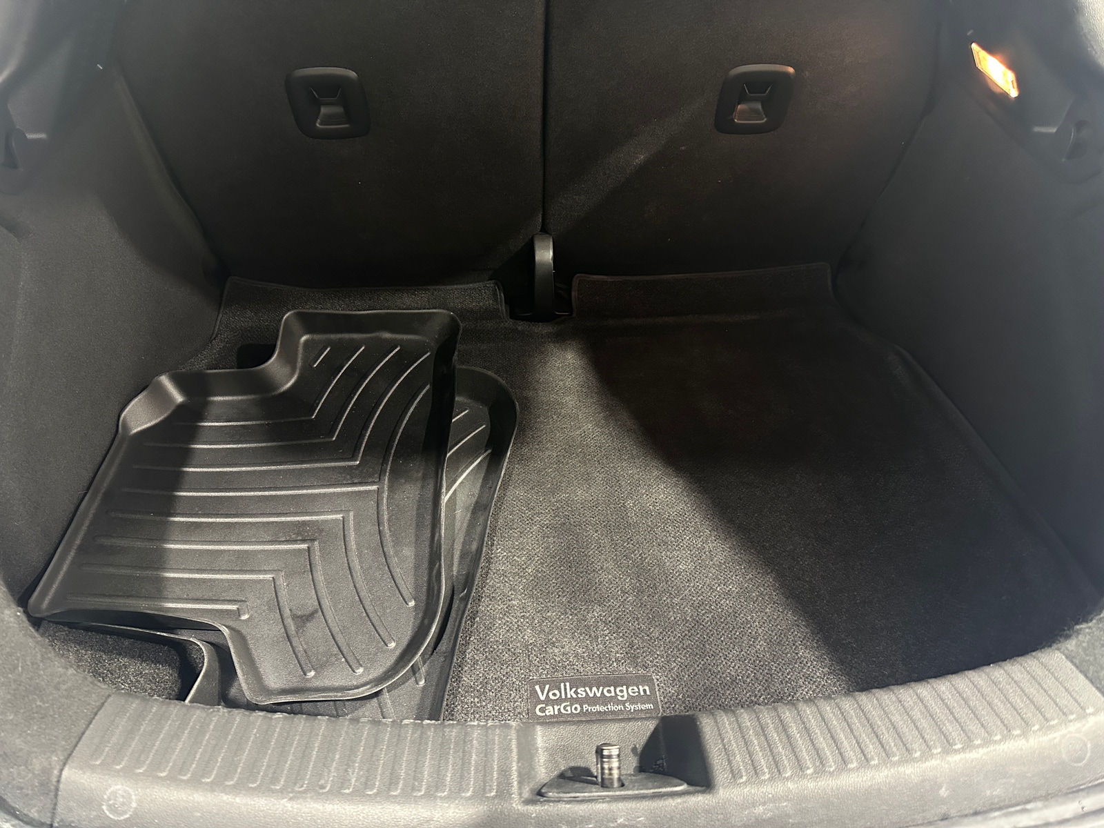 Thumbnail: 2014 Volkswagen Beetle - 6