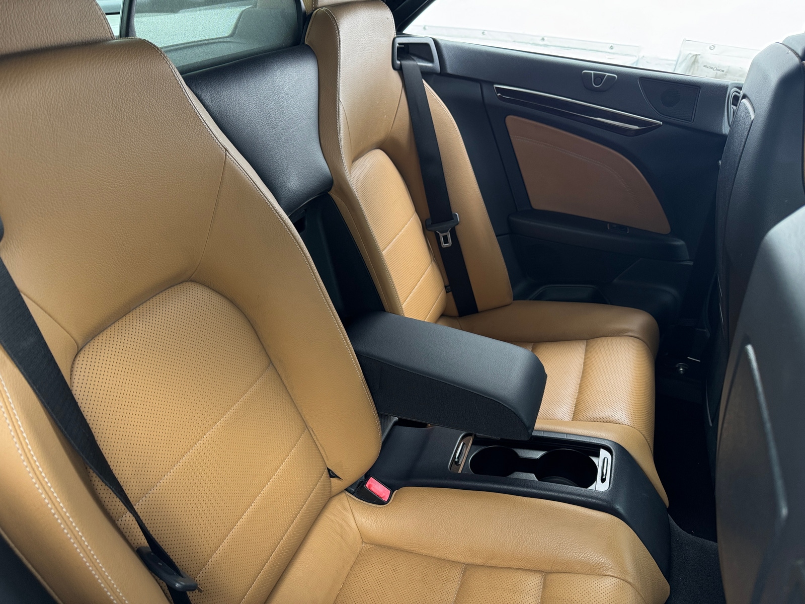 Thumbnail: 2014 Mercedes-Benz E-Class - 5