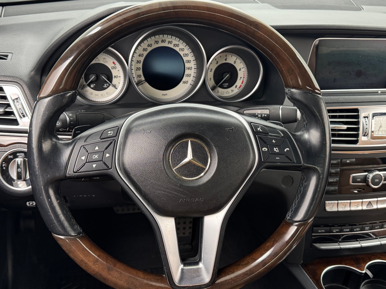 Thumbnail: 2014 Mercedes-Benz E-Class - 4