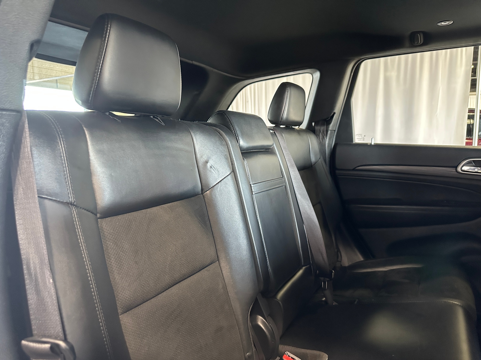 Thumbnail: 2019 Jeep Grand Cherokee - 6