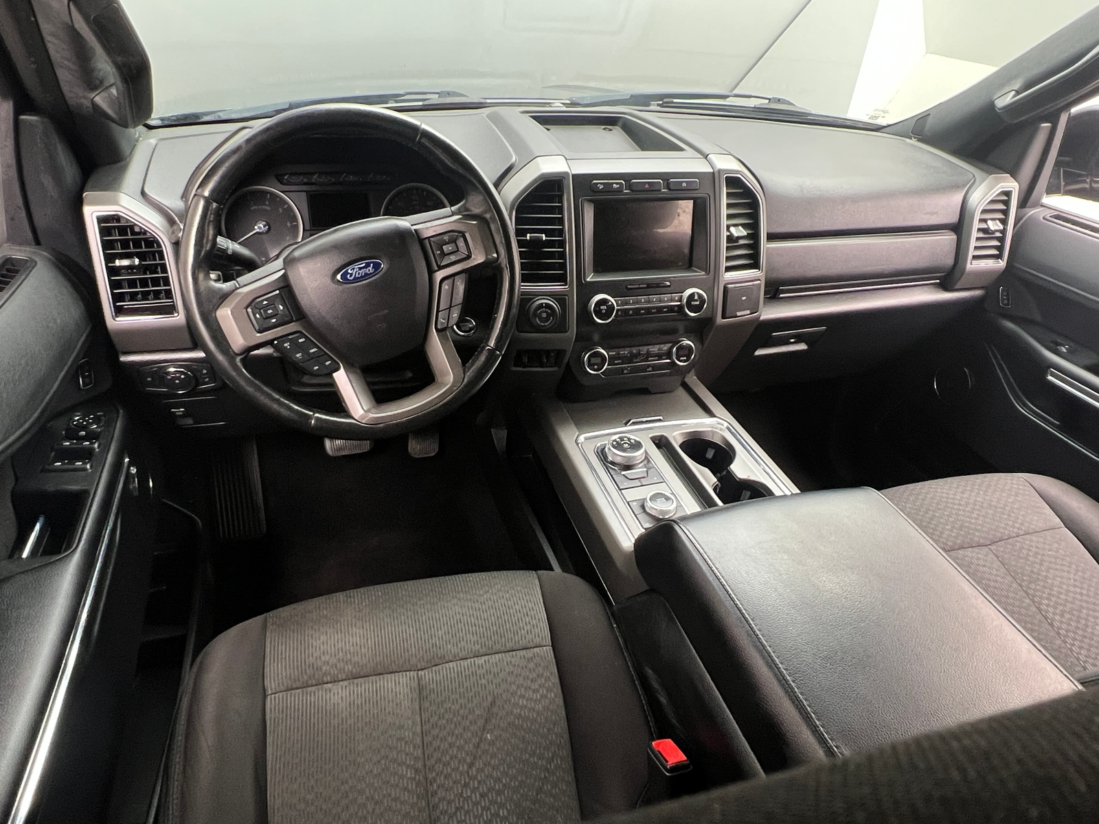 Thumbnail: 2019 Ford Expedition - 3