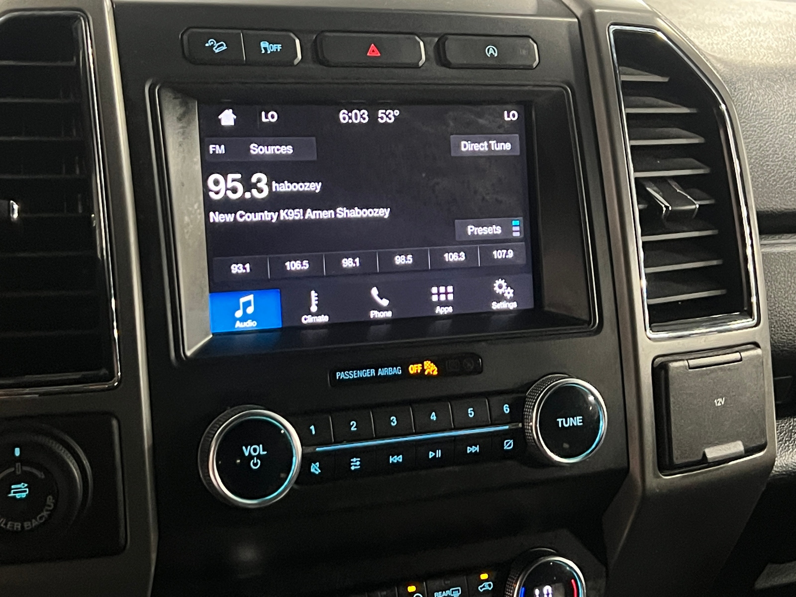 Thumbnail: 2019 Ford Expedition - 4