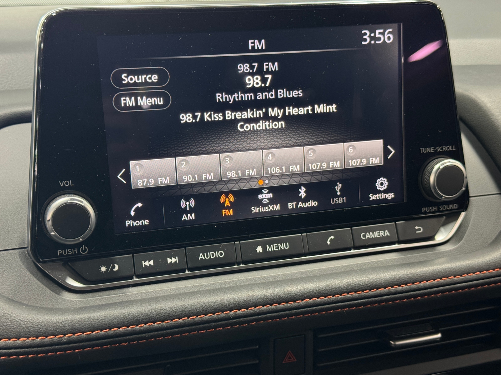 Thumbnail: 2025 Nissan Rogue - 3