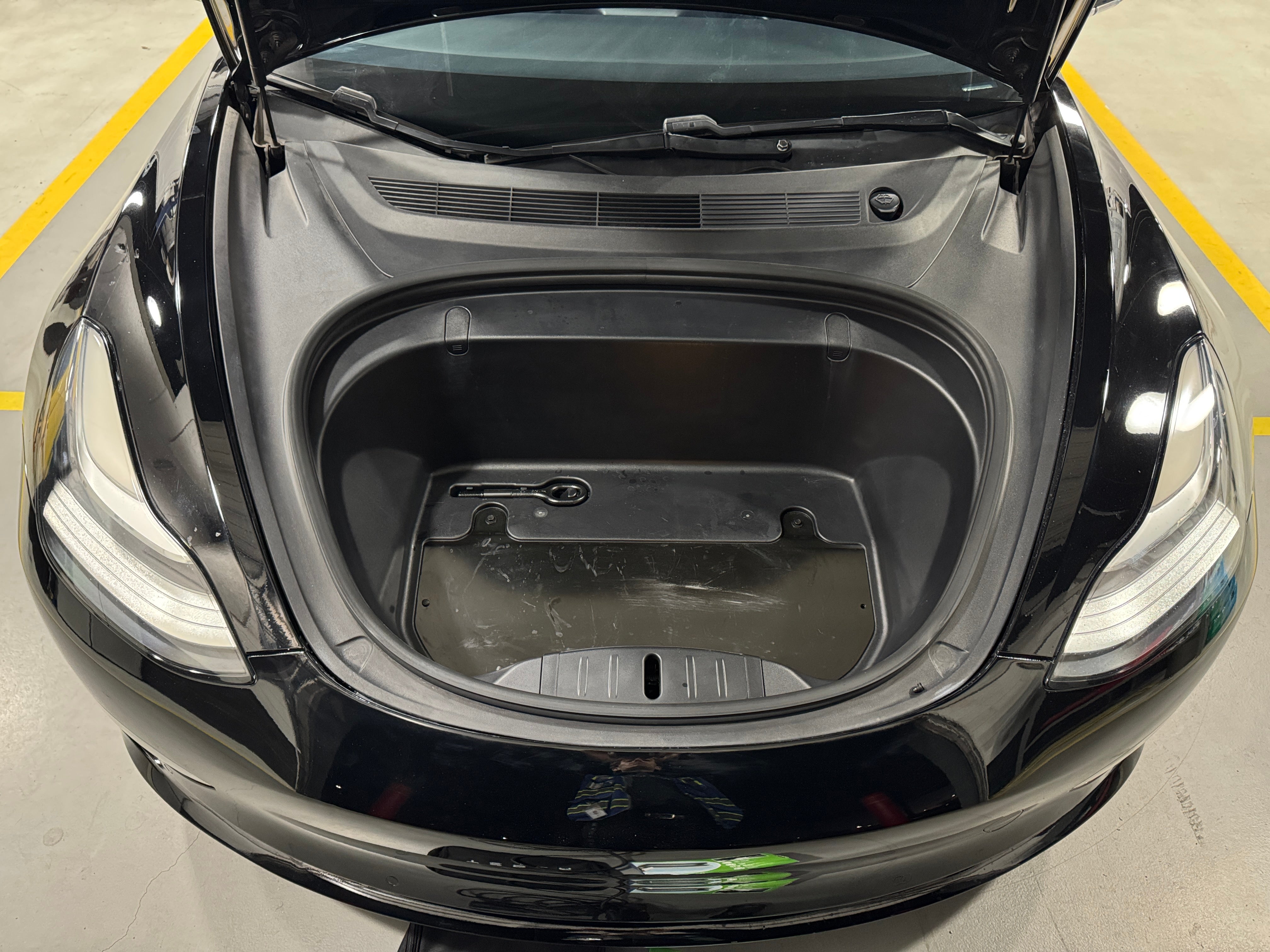 Used 2019 Tesla Model 3 Base with VIN 5YJ3E1EA4KF297588 for sale in Oak Creek, WI