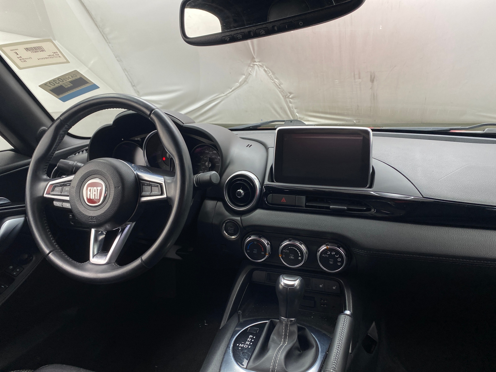 Thumbnail: 2017 Fiat 124 Spider - 2