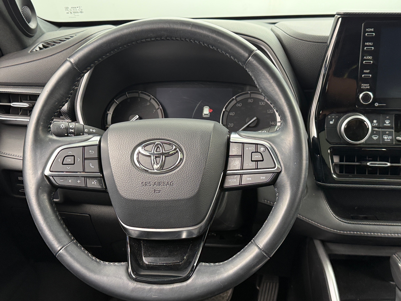 Thumbnail: 2021 Toyota Highlander - 4