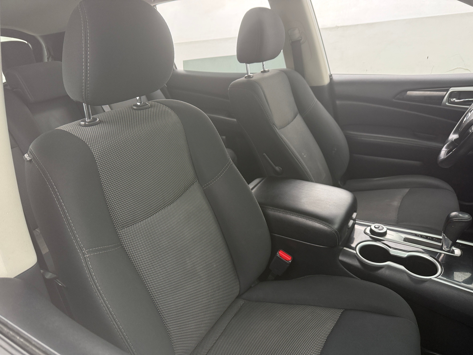 Thumbnail: 2020 Nissan Pathfinder - 2