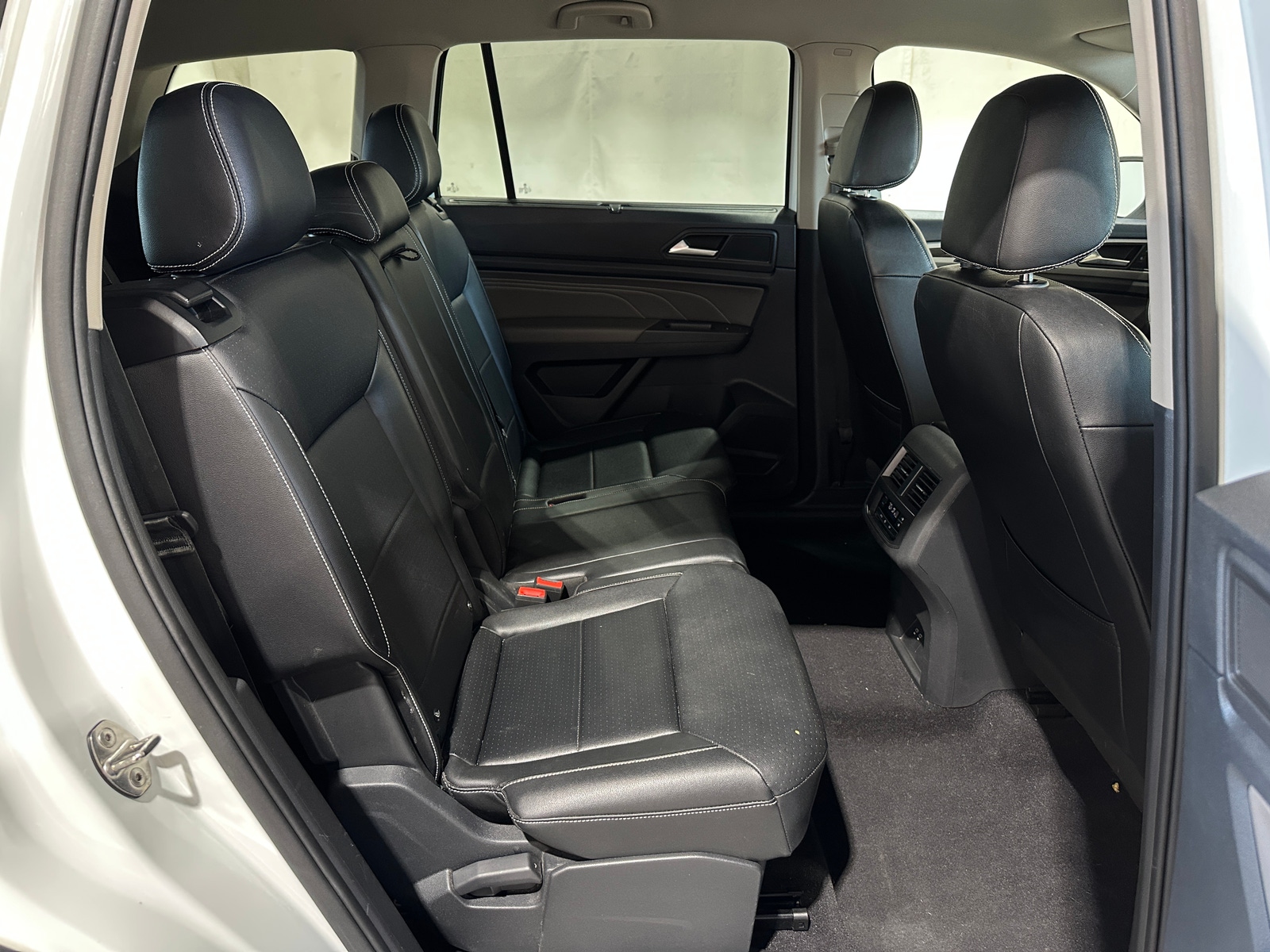 Thumbnail: 2021 Volkswagen Atlas - 5