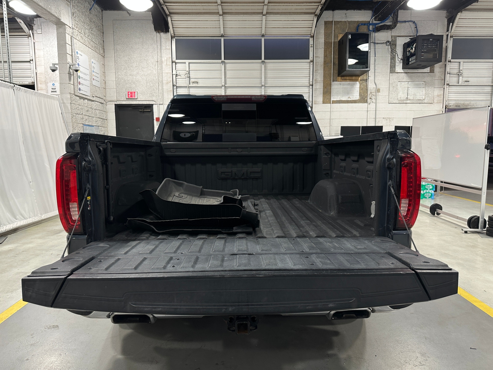 Thumbnail: 2021 GMC Sierra 1500 - 6