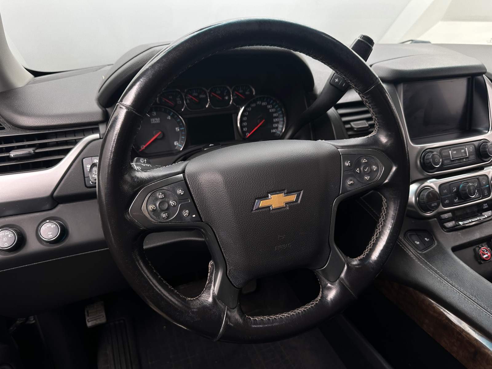 Thumbnail: 2020 Chevrolet Tahoe - 4