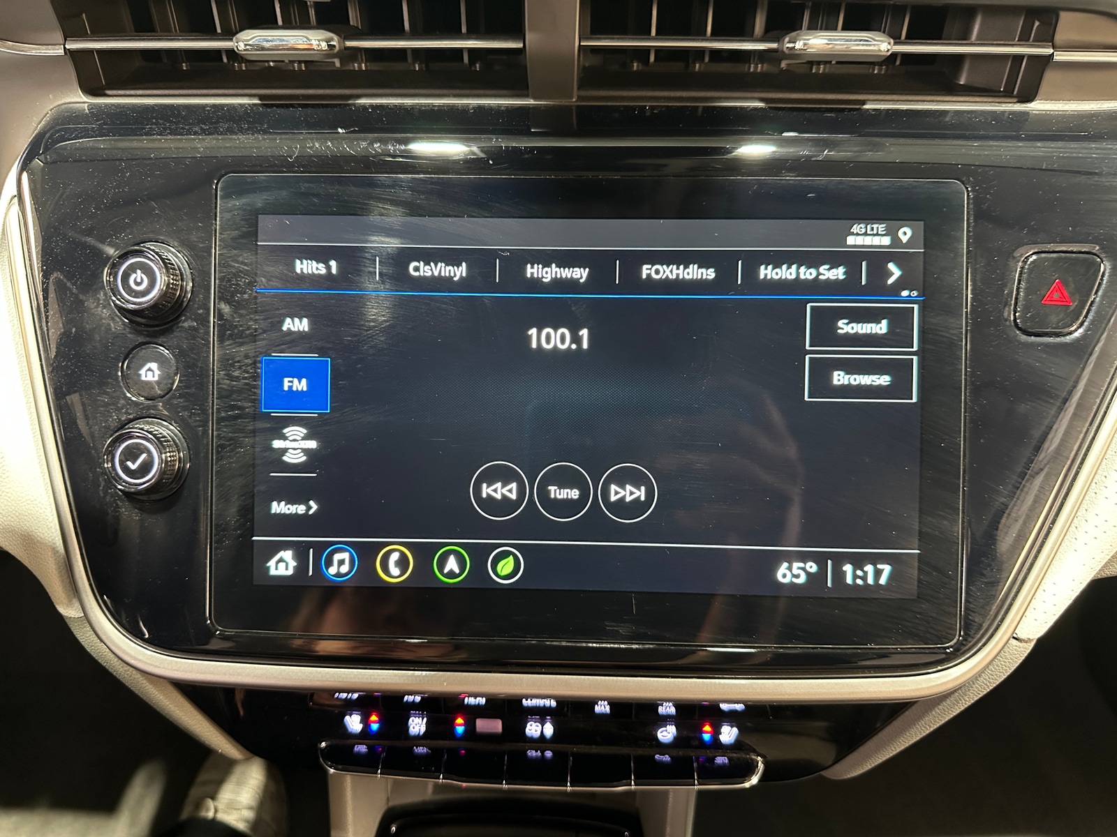 Thumbnail: 2022 Chevrolet Bolt EUV - 3