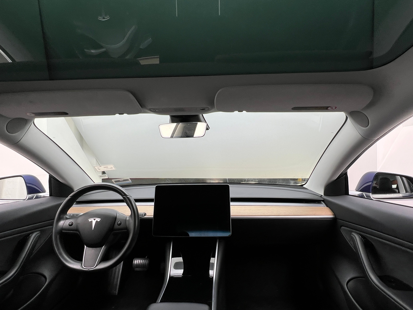 Thumbnail: 2019 Tesla Model 3 - 2