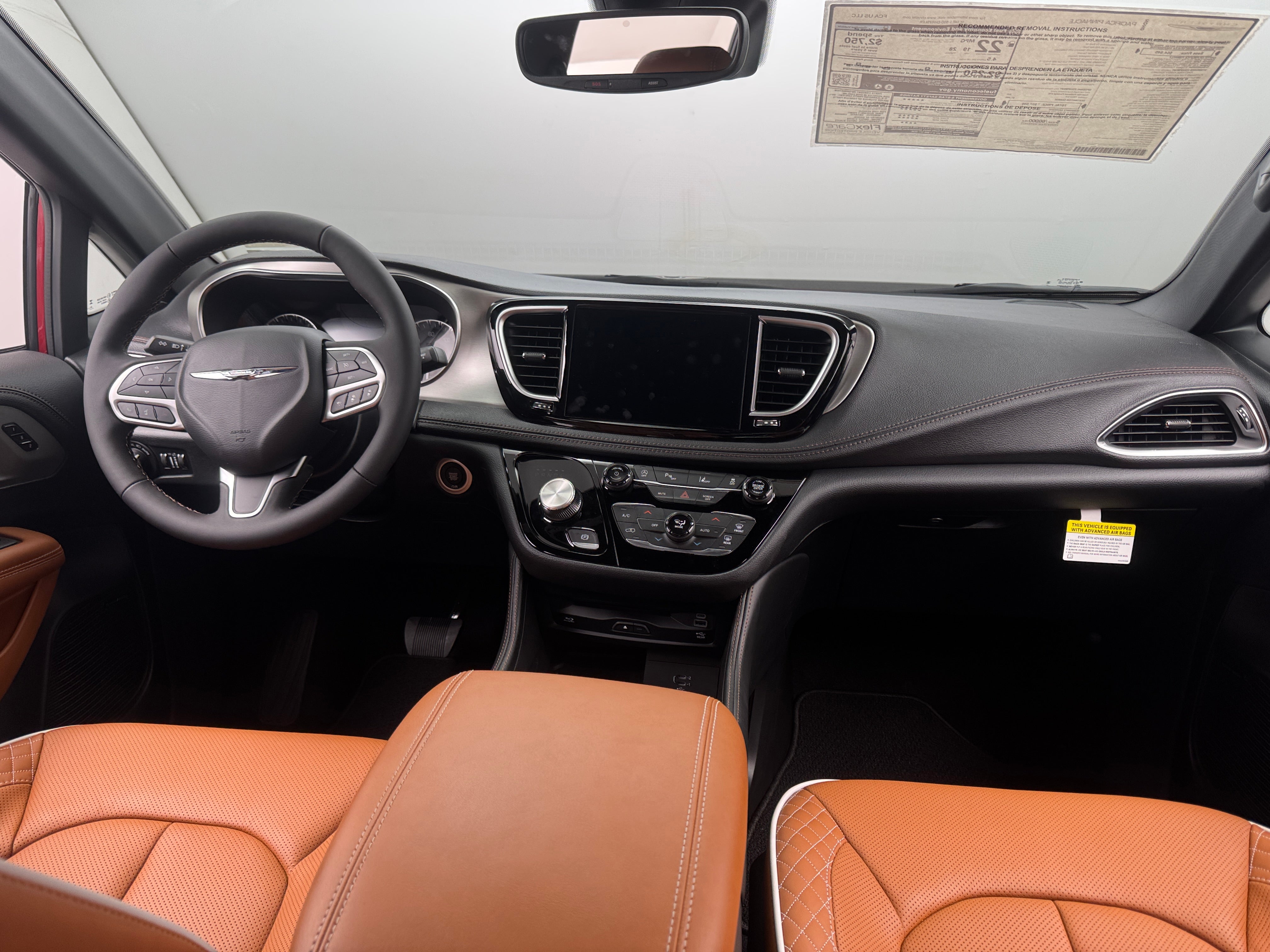 2026 Chrysler Pacifica Pinnacle - Photo 8
