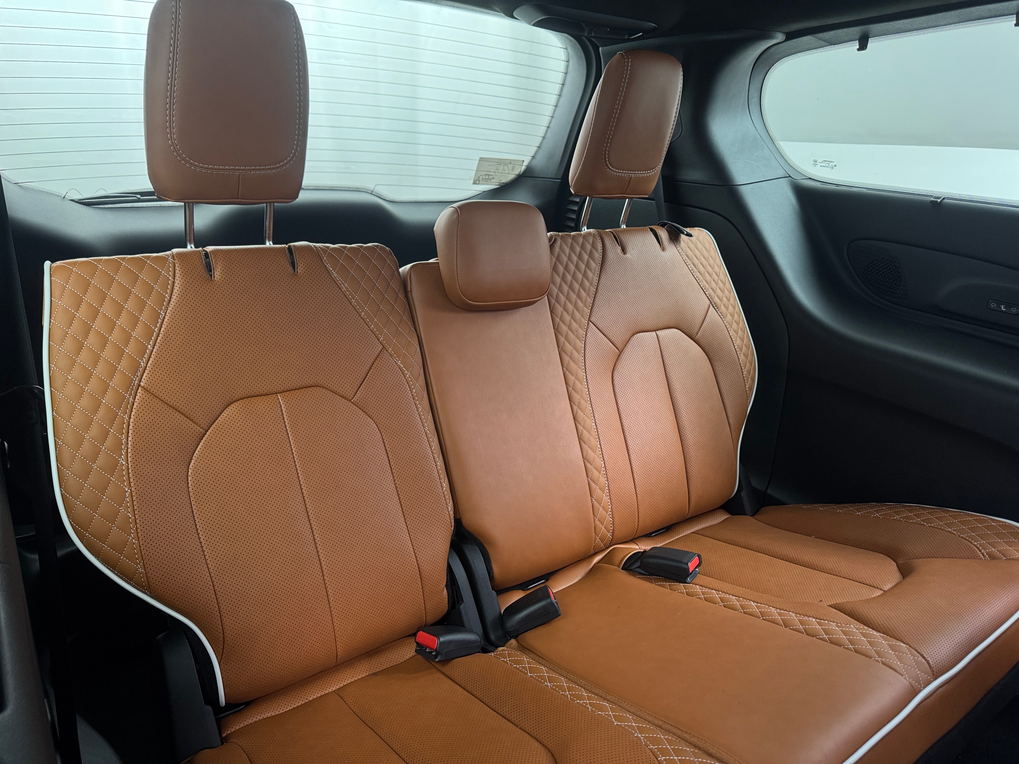 2026 Chrysler Pacifica Pinnacle - Photo 12