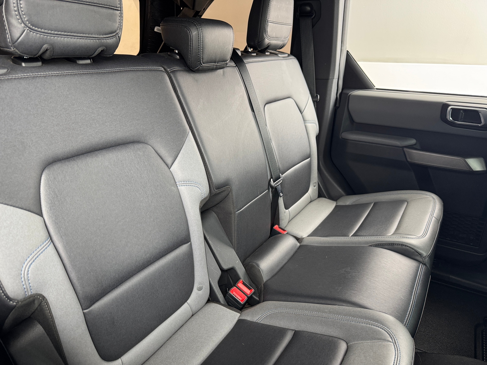 Thumbnail: 2022 Ford Bronco - 6