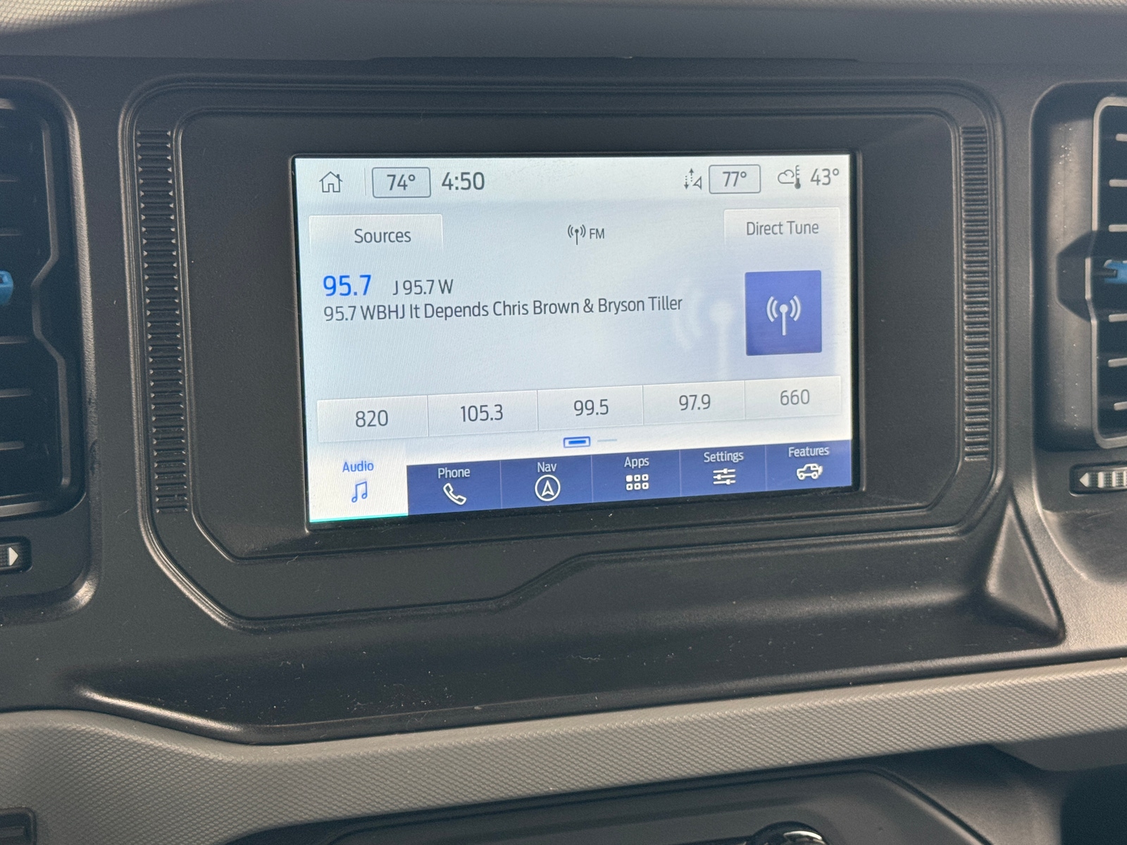 Thumbnail: 2022 Ford Bronco - 4