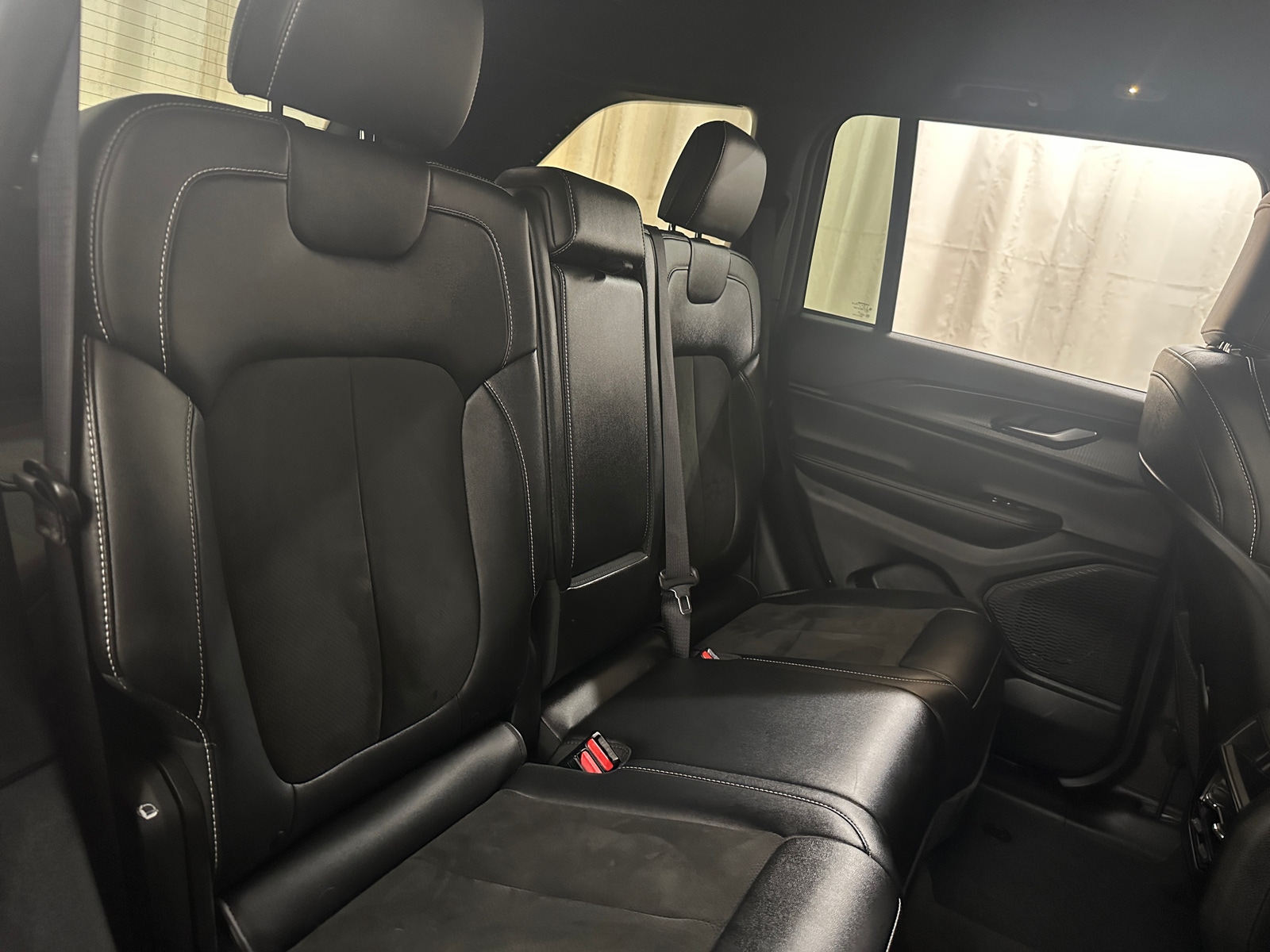 Thumbnail: 2024 Jeep Grand Cherokee - 5