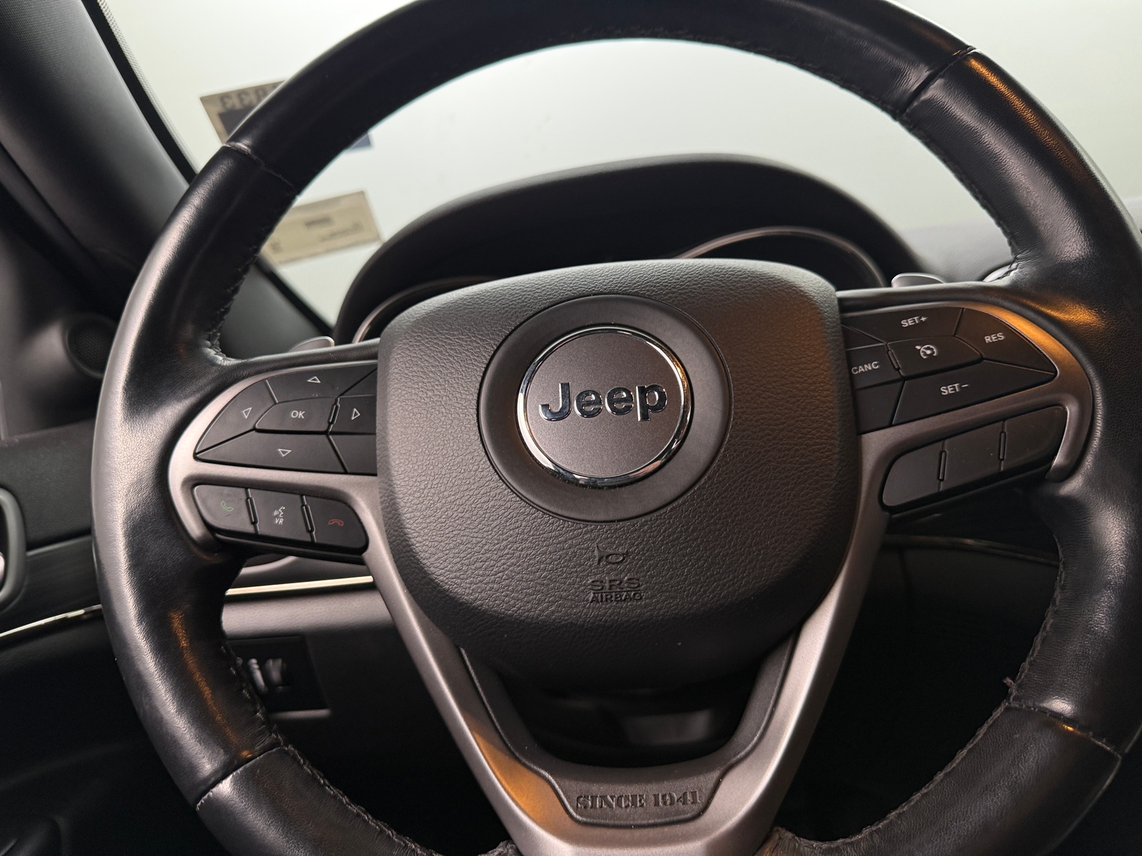 Thumbnail: 2020 Jeep Grand Cherokee - 4