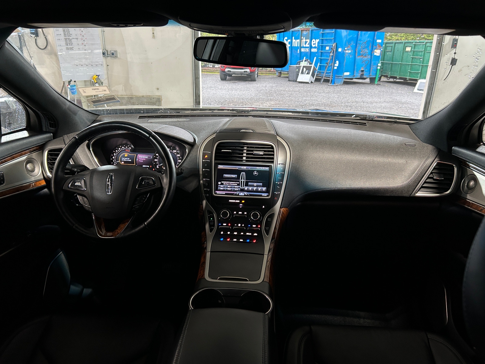 Thumbnail: 2016 Lincoln MKX - 2