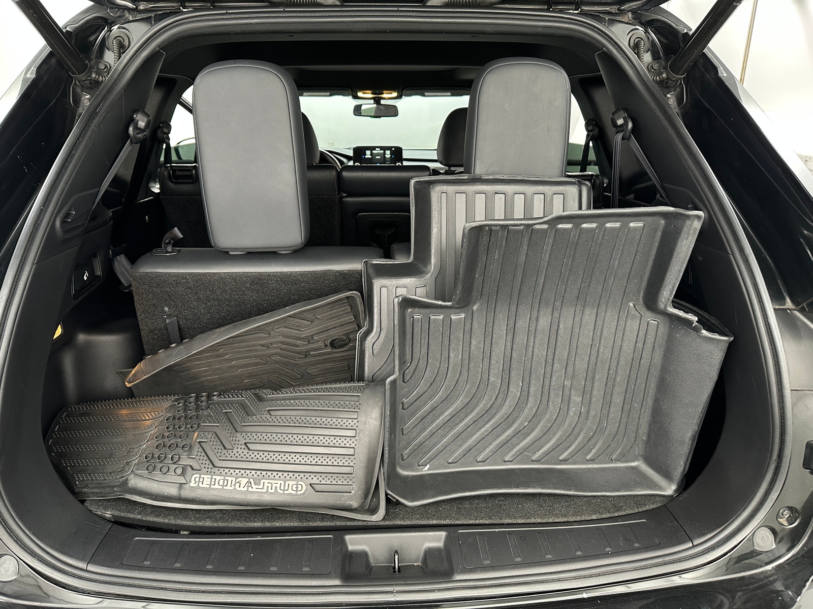 Thumbnail: 2022 Mitsubishi Outlander - 6